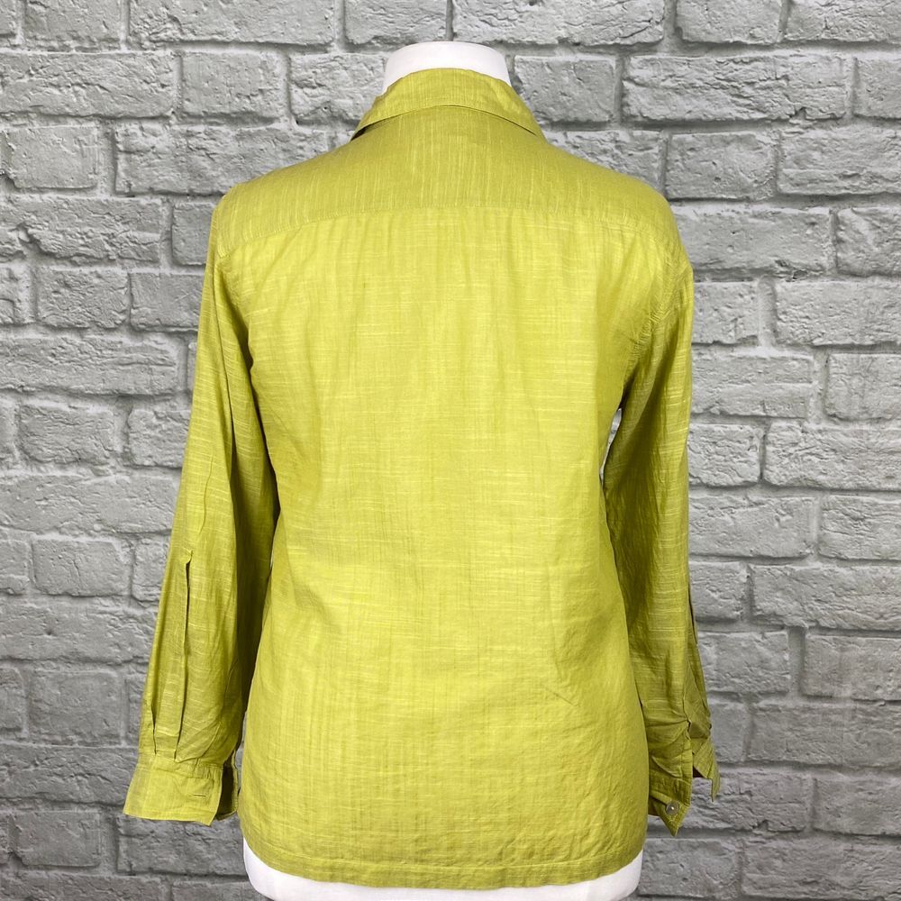 Chico's Spring Green Linen Button Down - Picture 4 of 5
